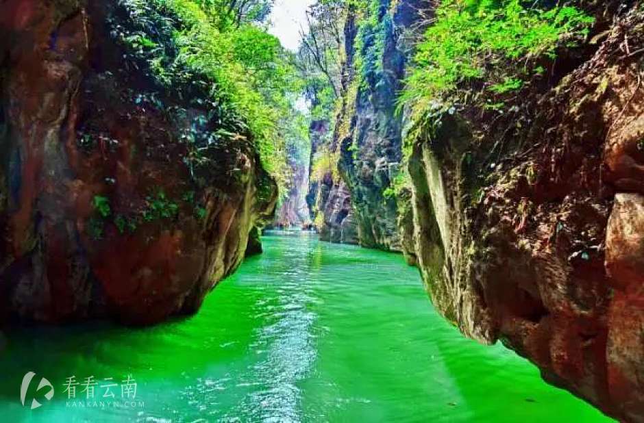 九乡风景区洞外地上河