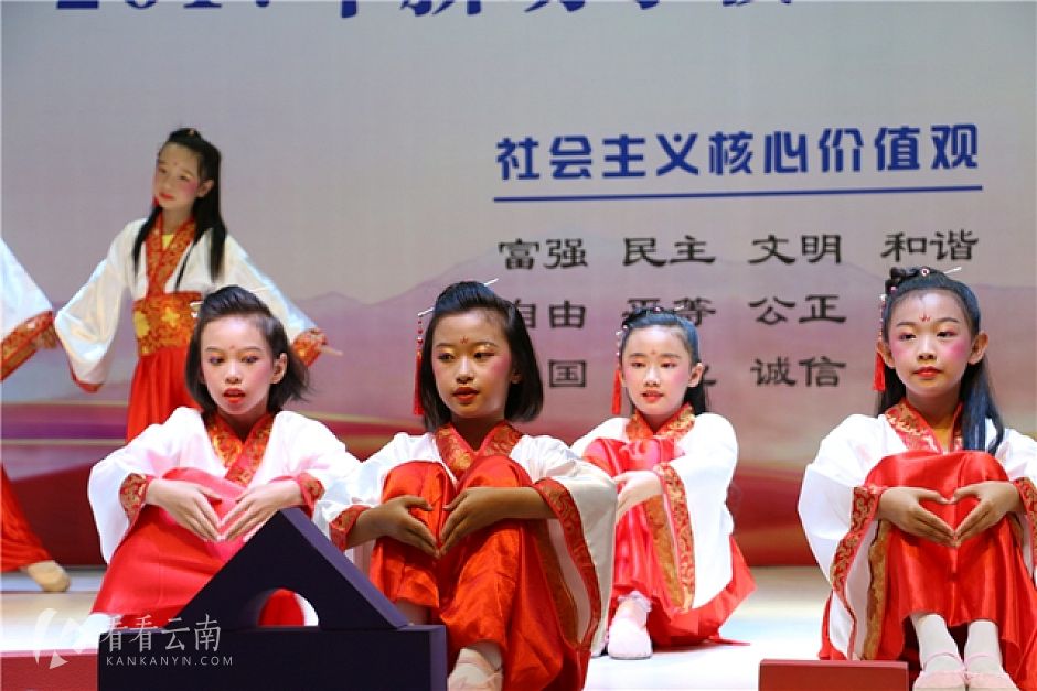 新萌学校六一庆典