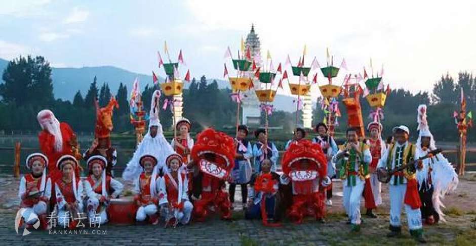 民族村火把节表演