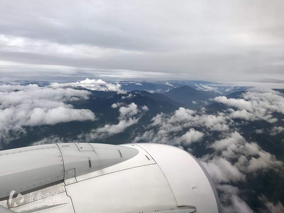 今日云南|透过云层，香格里拉就在眼前