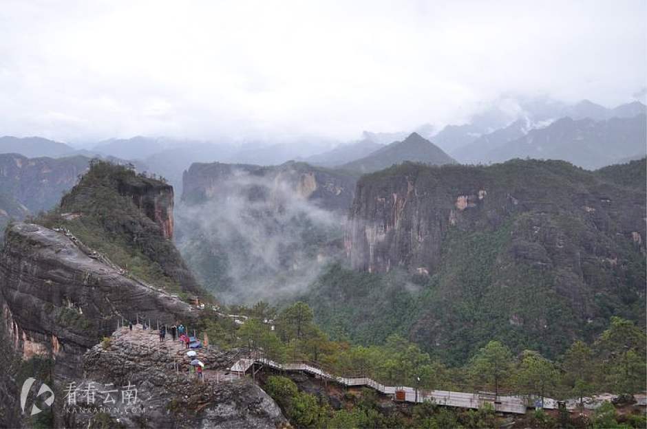 今日云南|丽江黎明老君山，丹霞地貌