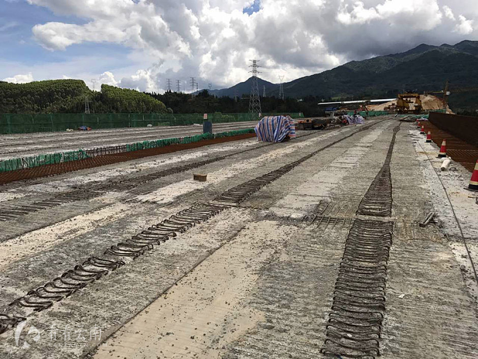 今日云南|临沧机场高速有序施工