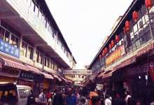 昆明最板扎的菜市场,好吃的小馆子扎堆,每次去都要大排队-看看云南