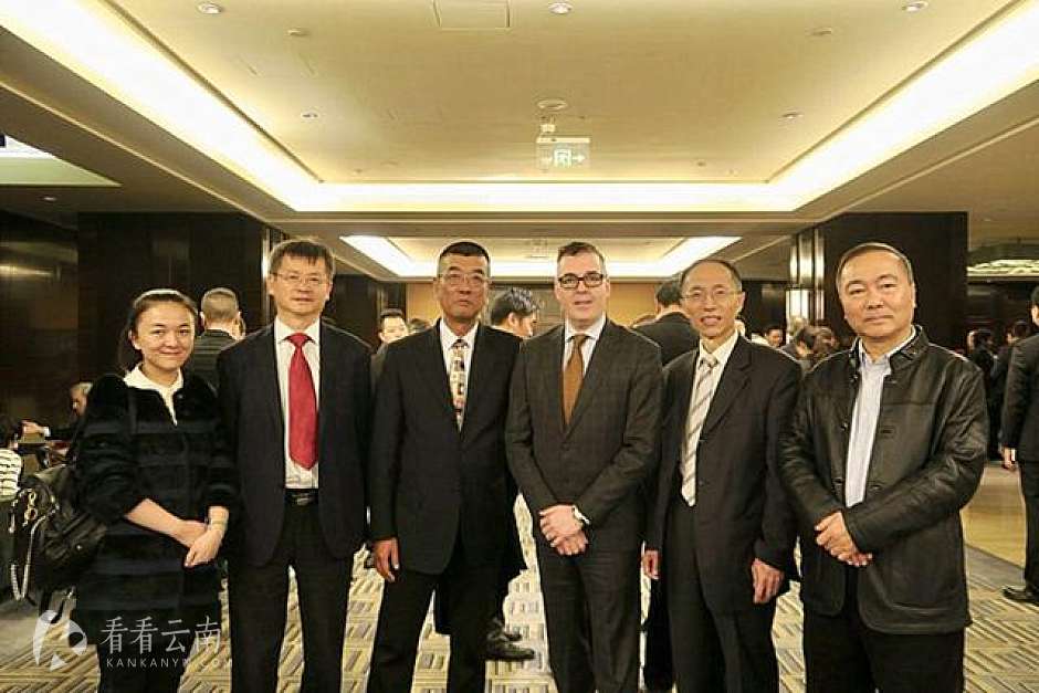 中加两国要在昆明共建“冰雪小镇”