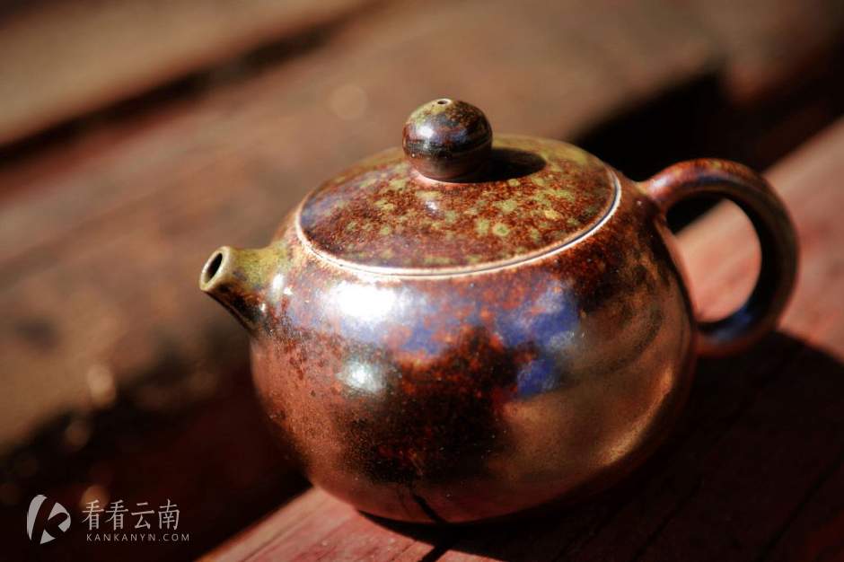 通红出品