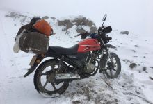 和父亲去越野，90后女生骑摩托翻越大雪山，这样的勇气你有吗？-看看云南