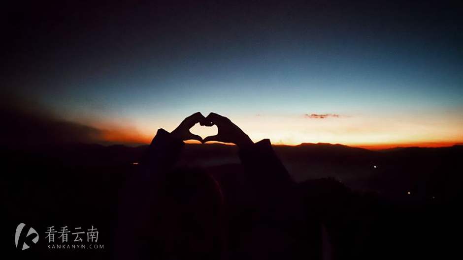 今日云南 | 西山日出