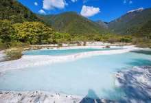 不必远去土耳其，云南这个地方也有“棉花堡”一样的梦幻景色-看看云南