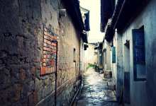 石屏游记：他们用古化石在哀牢山中搭建了一座“中世纪古堡”！-看看云南