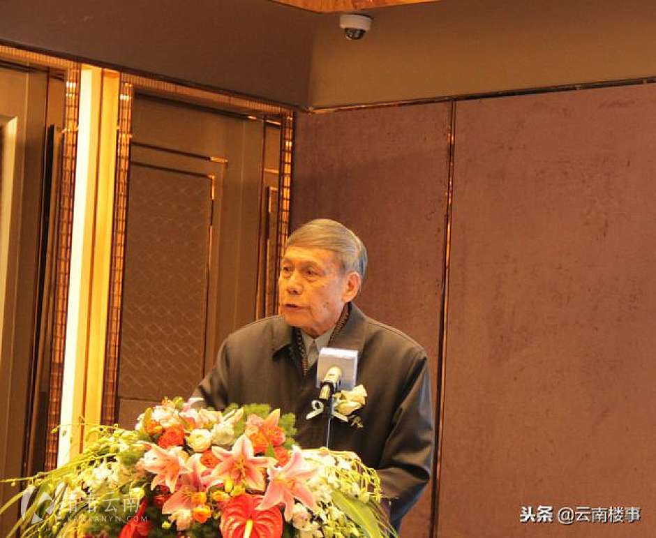 昆明市规划设计研究院原院长、高级规划师、注册规划师陈兴华