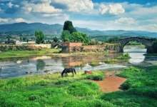 一个轻躺在大理与丽江之间的千年古镇，是你一生必去一次的地方-看看云南