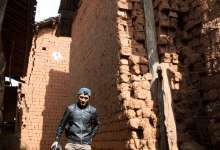 感动！90后保山小伙连续5年跑进山区，为老乡拍人生第一张全家福-看看云南