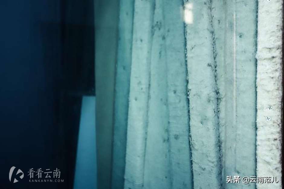 始建于1938年的昆明广播电台原址，传音室厚重的隔音墙