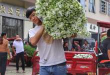 昆明后半夜最忙碌的职业，掌管着几乎全国的欢乐与祝福-看看云南