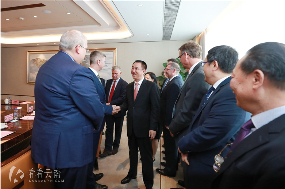 许家印会见全球五大汽车工程技术龙头CEO