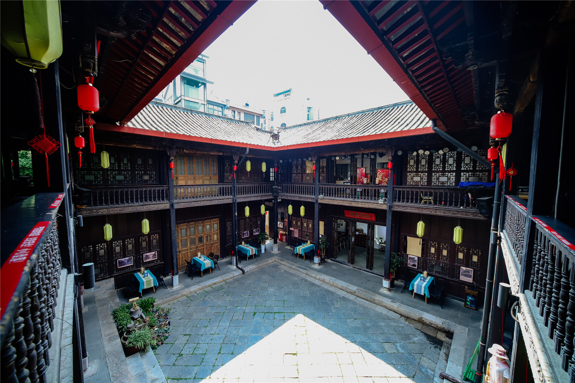 这栋市中心豪宅里出过三个将军，其中还有昆明市第一任市长-看看云南