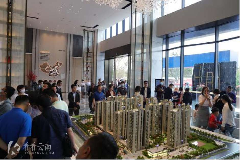 海伦堡•晋云府售楼部首次开放现场