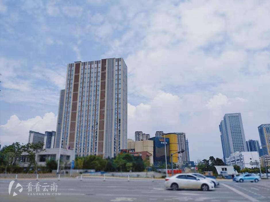 终于，西北新城等来了“王炸”产品