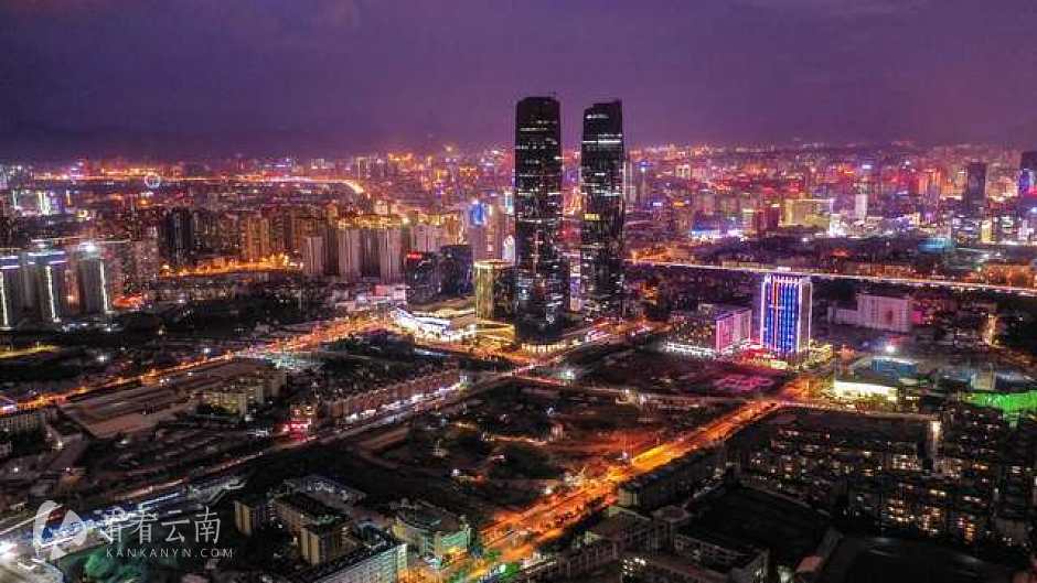 昆明双塔 实拍图