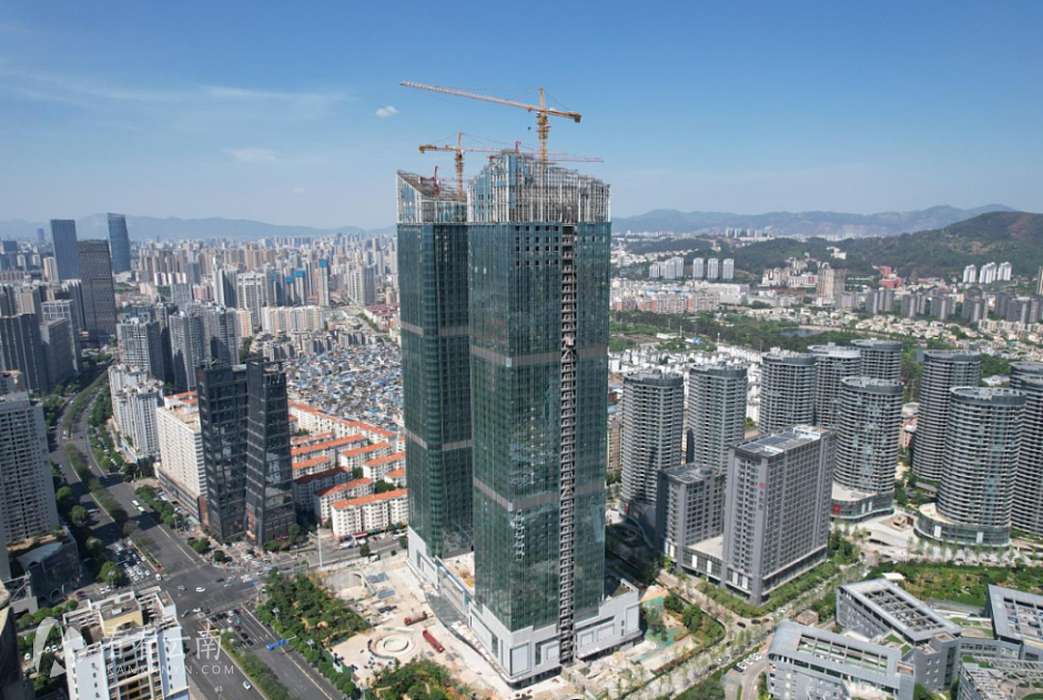 北京路沿线，即将完成外装的永和双塔