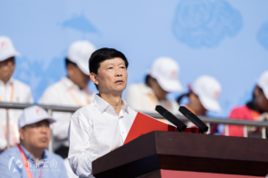 砥砺奋进七十年 德宏逐梦开新篇！德宏傣族景颇族自治州成立70周年庆祝大会举行